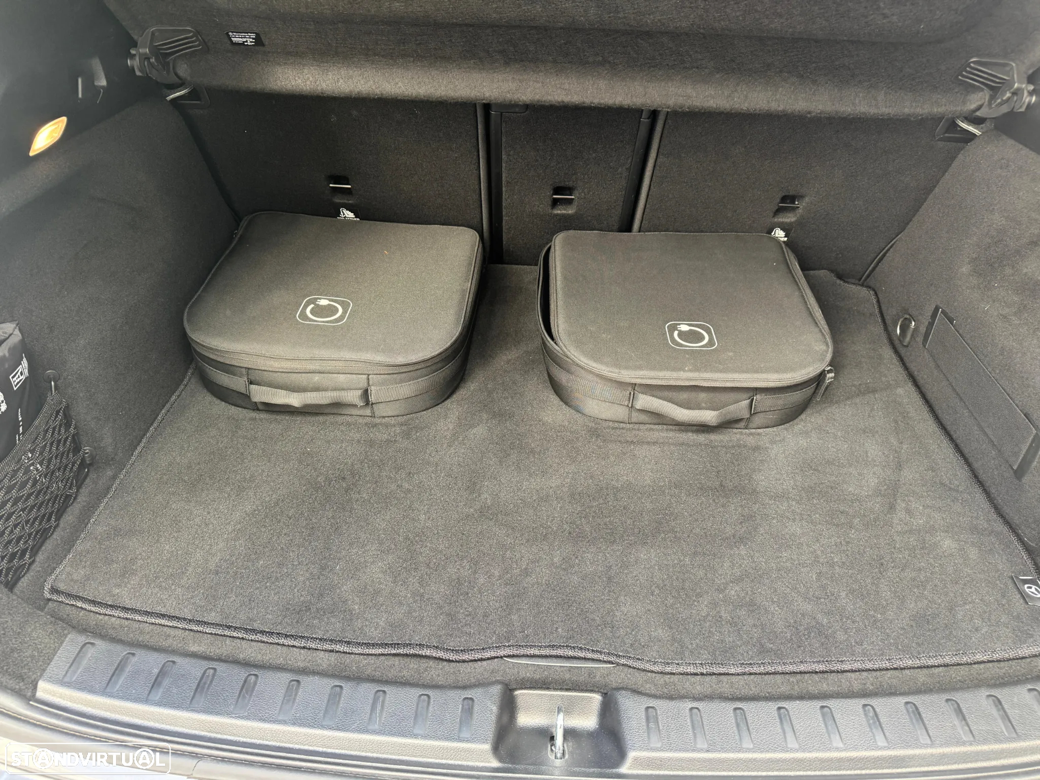 Mercedes-Benz EQA 350 4Matic AMG Line - 18