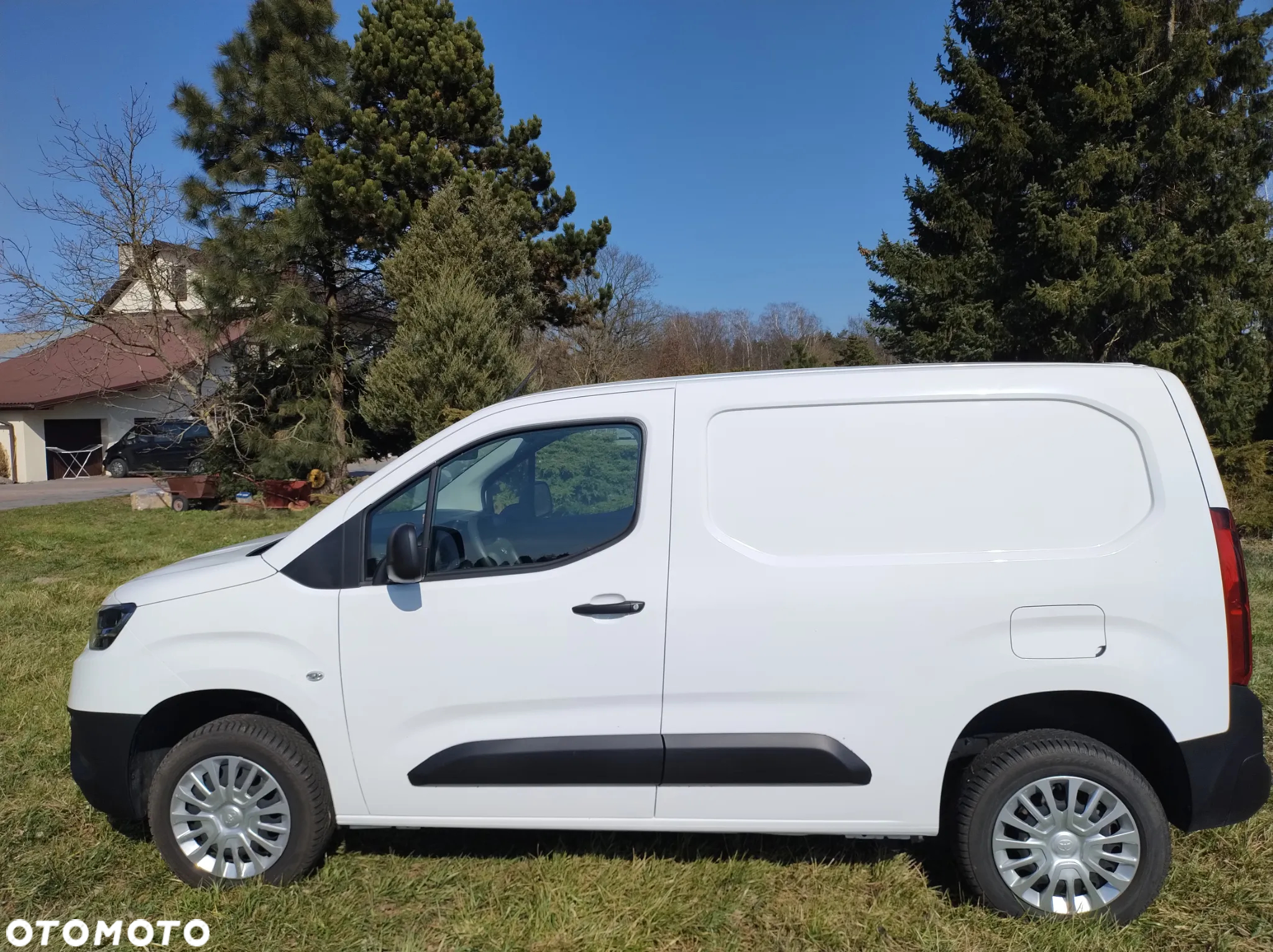 Toyota Proace City - 10