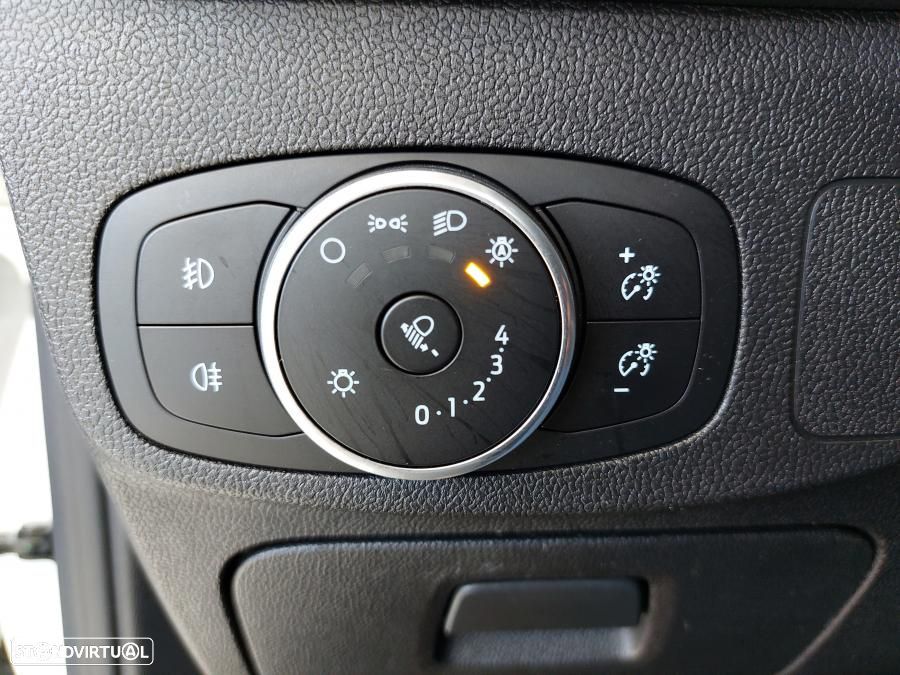 Ford Focus 1.5 TDCi ECOBlue Titanium Aut. - 13