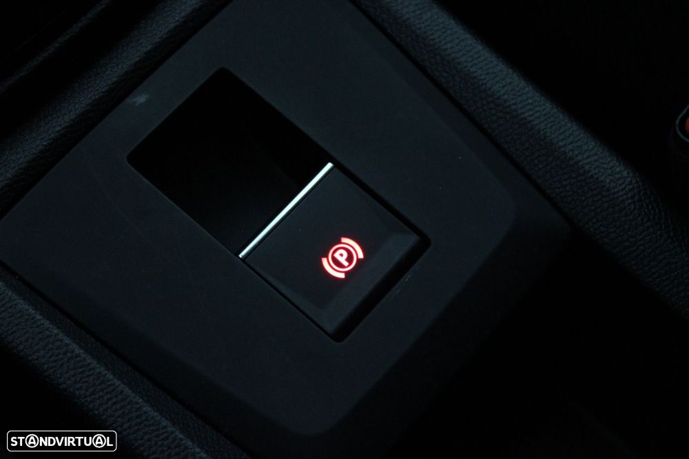 Citroën e-C3 44 kWh Autonomia Conforto Max - 23