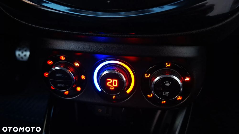 Opel Adam 1.4 Slam - 30