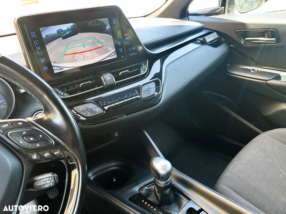 Toyota C-HR 1.8 HSD 4x2 CVT C-ult - 15