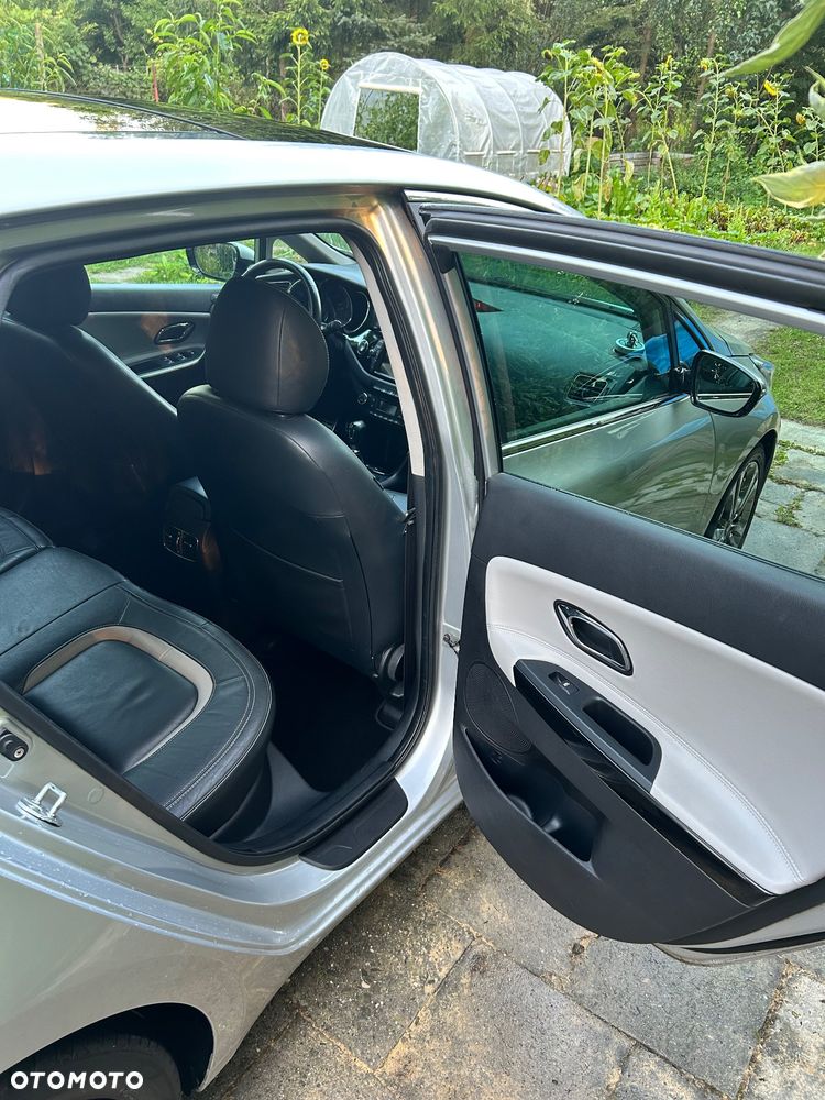 Kia Ceed - 24