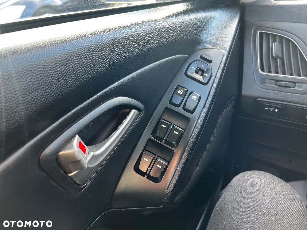 Hyundai ix35 1.7 CRDi Classic 2WD - 25