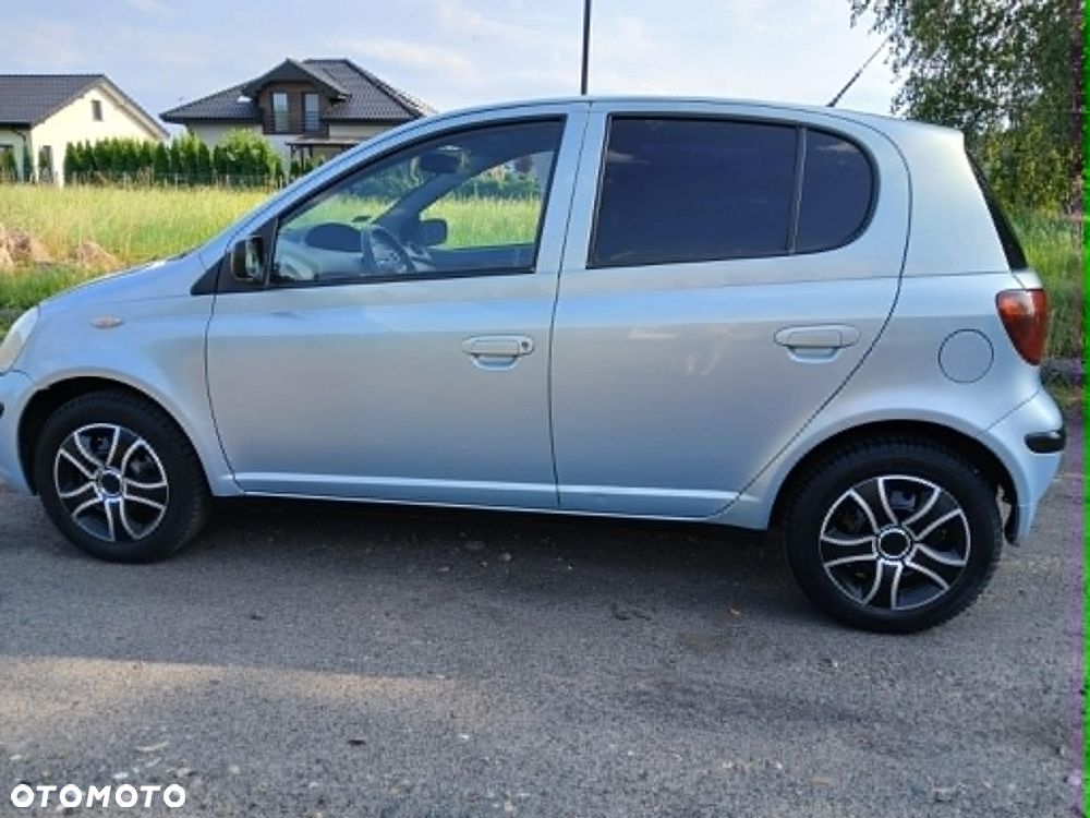 Toyota Yaris 1.4 D-4D Base - 6