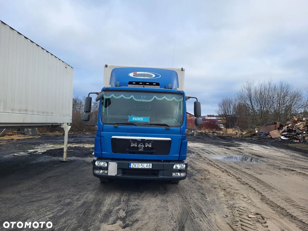 MAN TGL 12.220 - 3