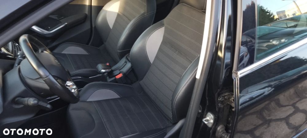 Peugeot 2008 PureTech 110 Stop&Start Active - 17