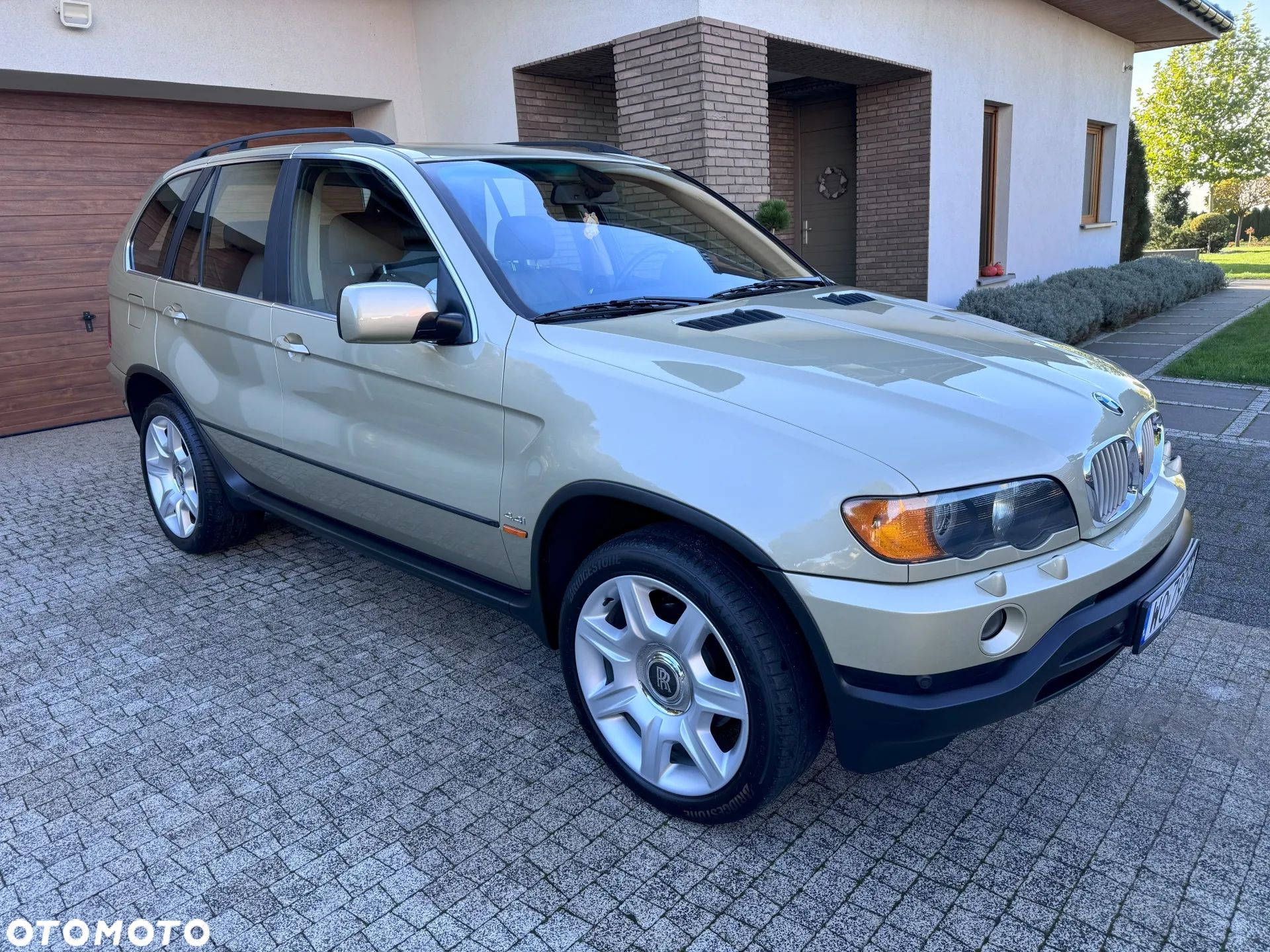BMW X5 4.4i - 1