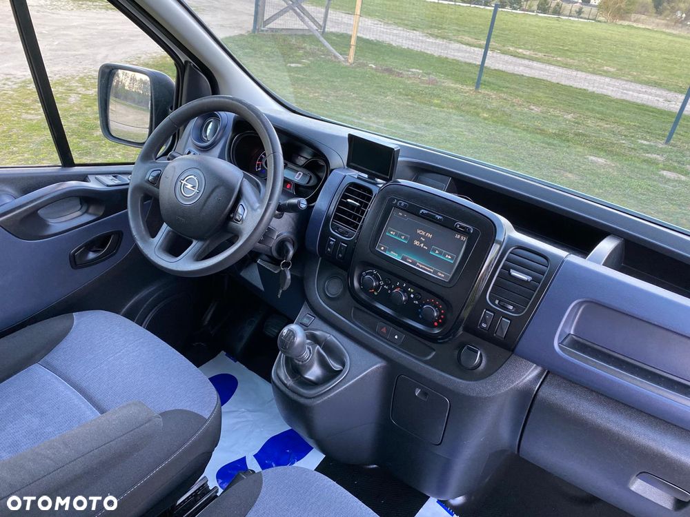 Opel VIVARO - 24