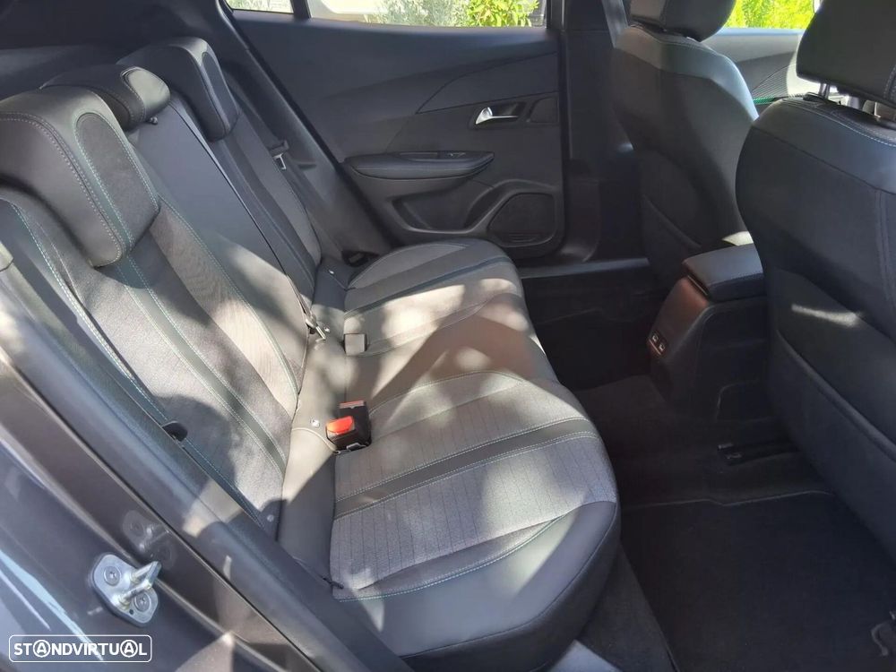 Peugeot 2008 1.2 PureTech Allure EAT8 - 55