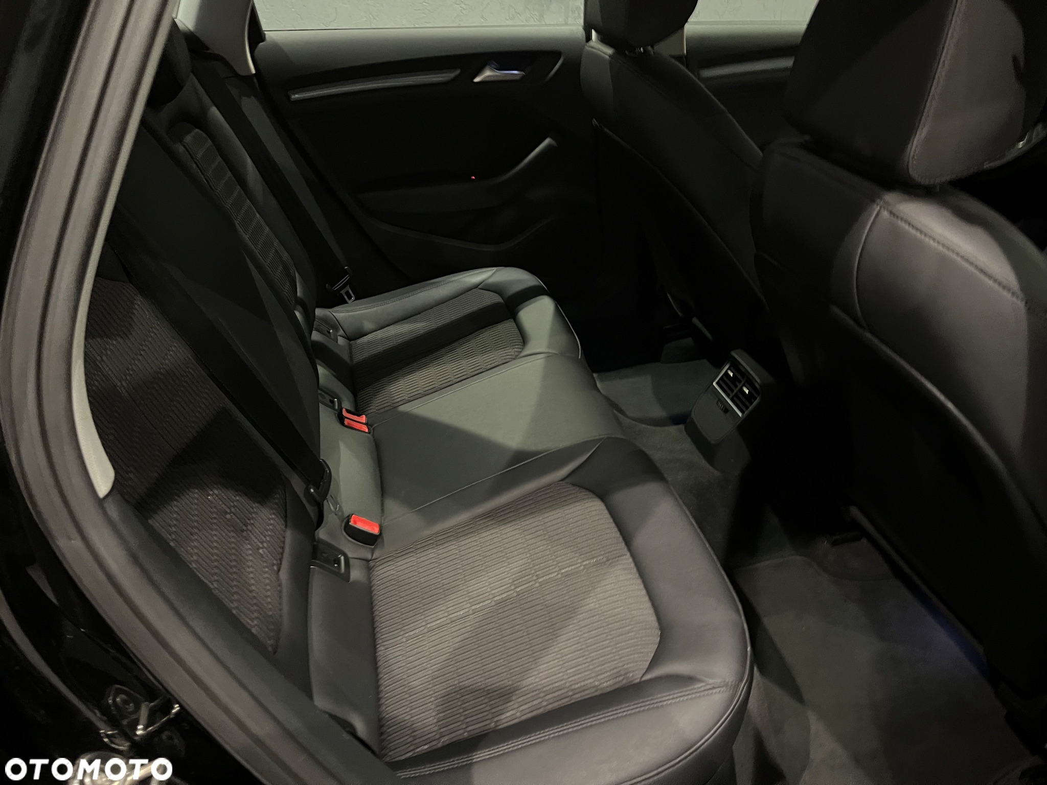 Audi A3 2.0 TDI Sportback design - 23