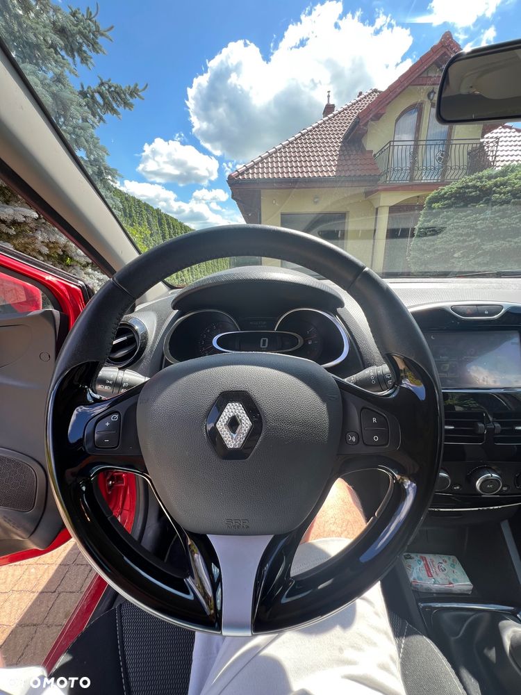 Renault Clio - 16
