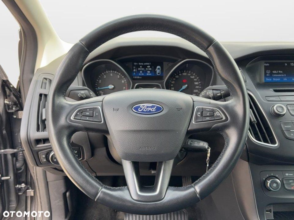 Ford Focus - 9