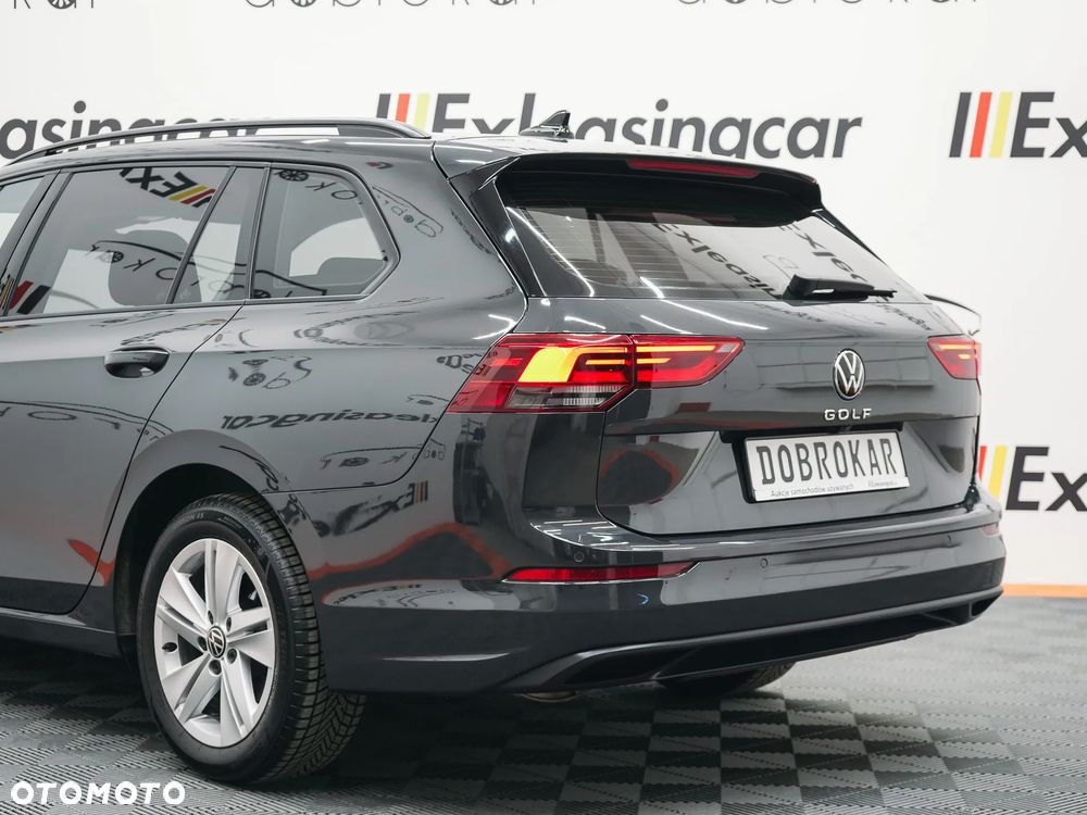 Volkswagen Golf Variant - 11