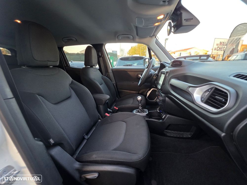 Jeep Renegade 1.0 T Longitude - 19