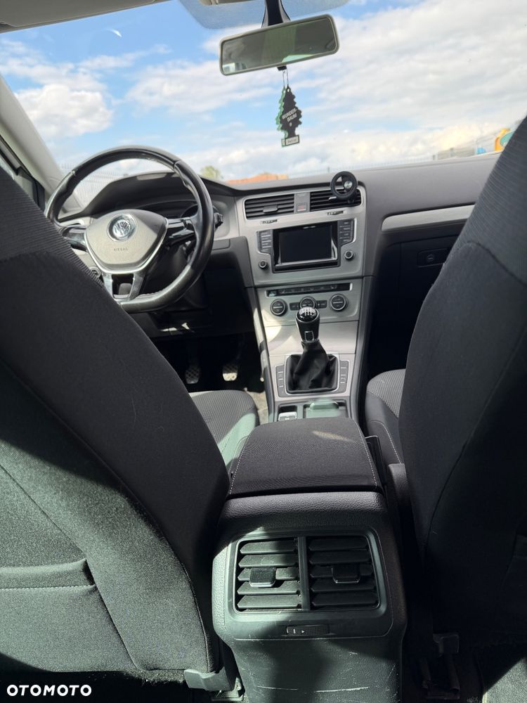 Volkswagen Golf 1.4 TSI BMT Comfortline - 21