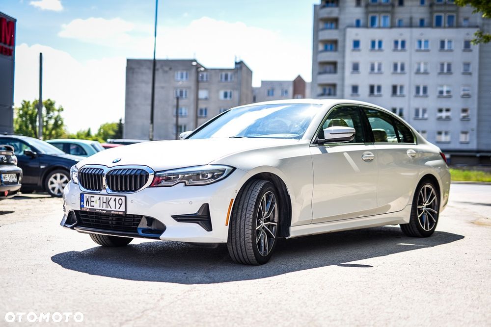 BMW Seria 3 330i Sport Line sport - 2