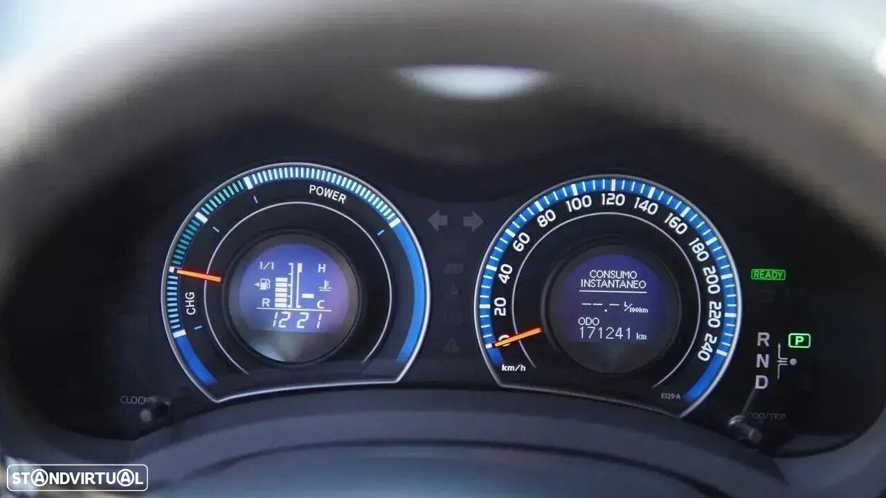 Toyota Auris - 33