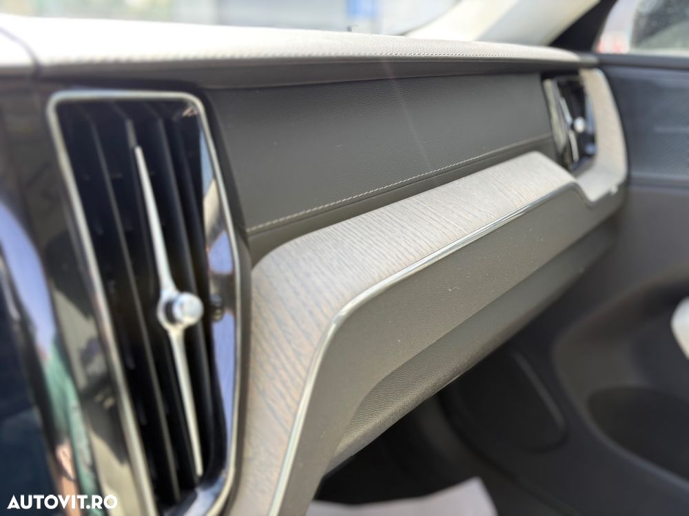 Volvo XC 60 D4 AWD Inscription - 26