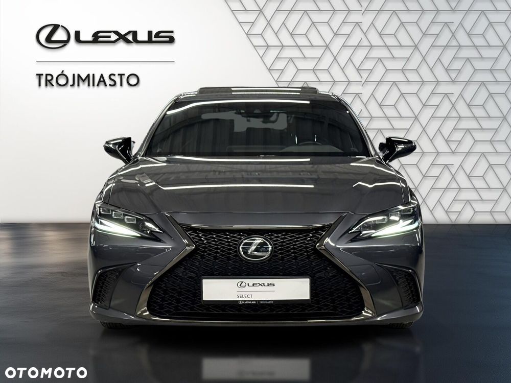 Lexus ES 300h F Sport Edition - 9
