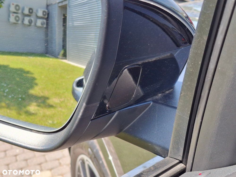 Audi Q5 Sportback - 29