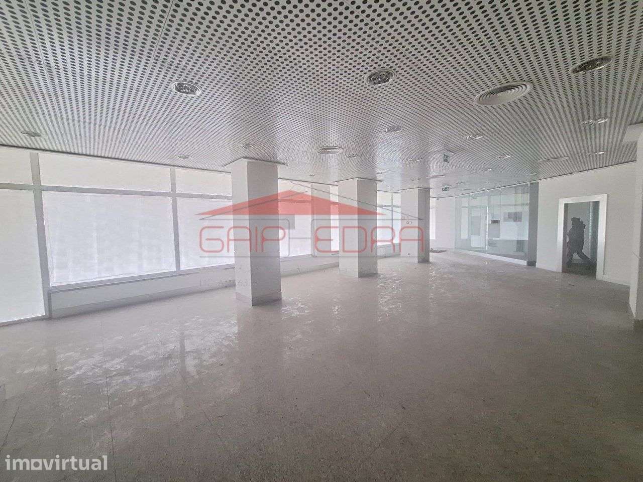 Oportunidade comércio ou apartamentos Aveiro Centro - Grande imagem: 5/25