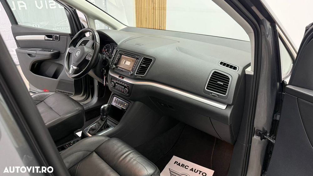 Volkswagen Sharan 2.0 TSI DSG Highline - 8