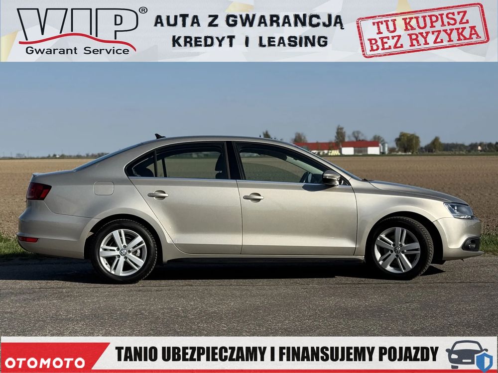 Volkswagen Jetta Hybrid - 12