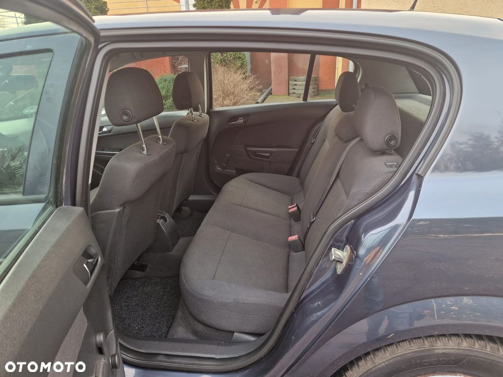 Opel Astra 1.4 Selection - 9