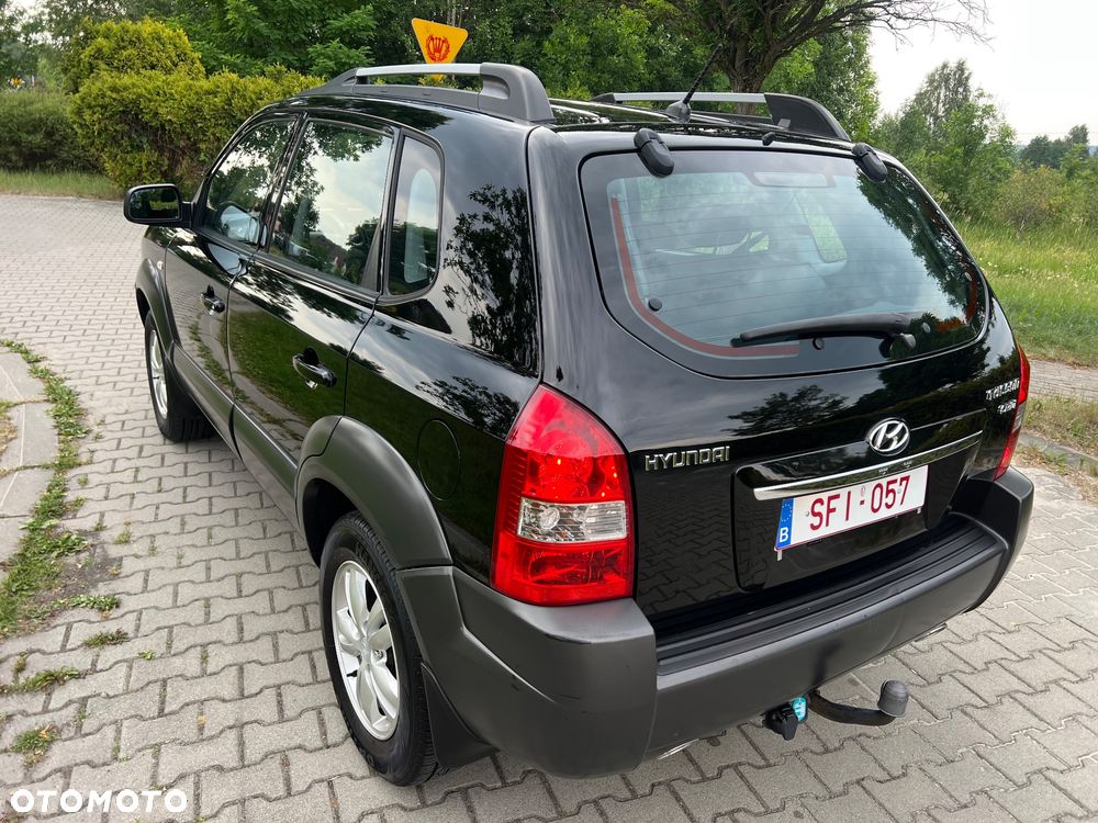 Hyundai Tucson 2.0 CRDi 2WD GLS - 11
