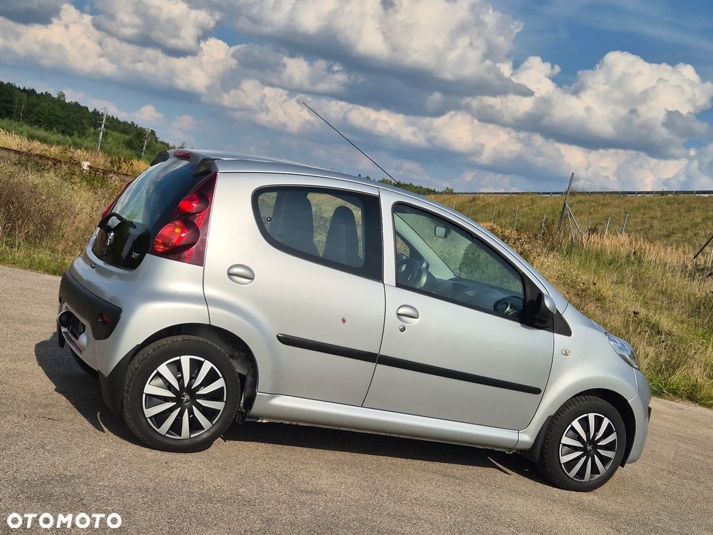 Peugeot 107 - 10
