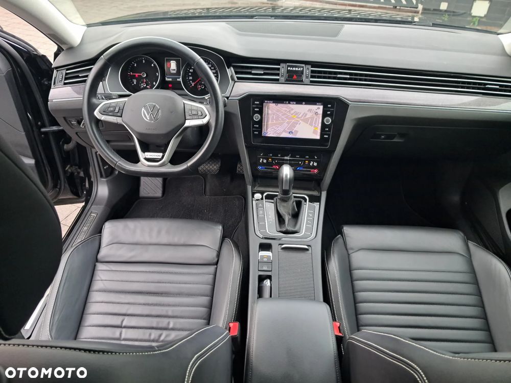 Volkswagen Passat 2.0 TDI 4Mot Elegance DSG - 11