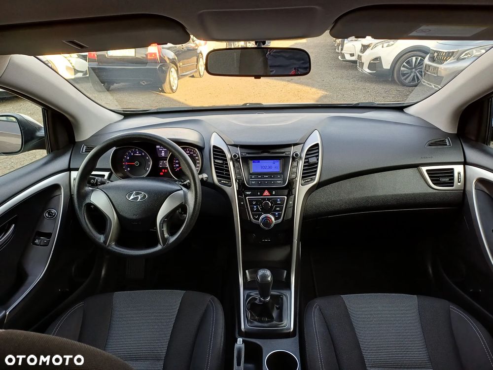 Hyundai i30 1.4 Classic + - 23