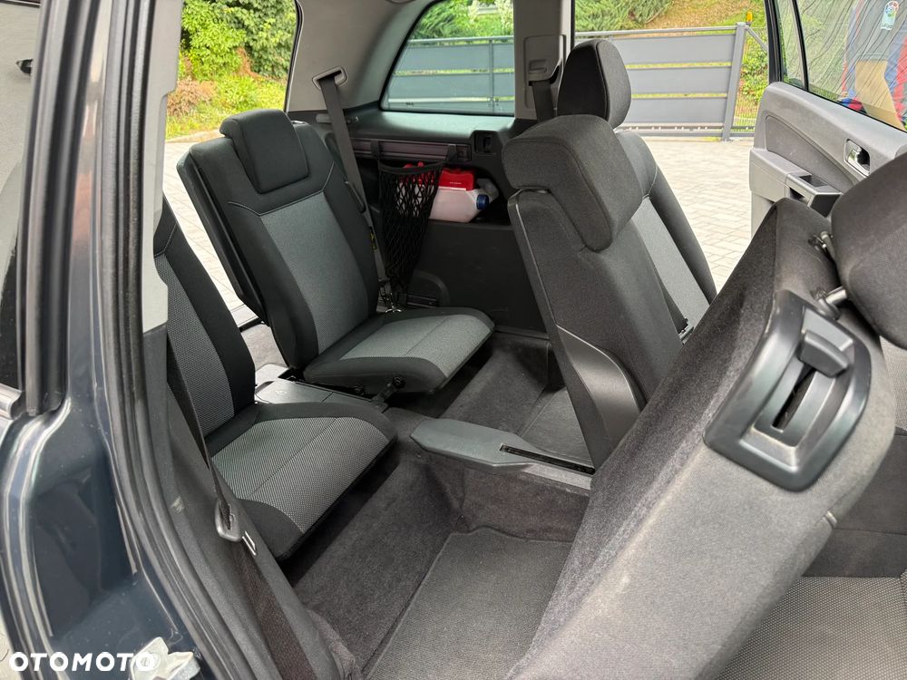 Opel Zafira 1.8 Enjoy - 19