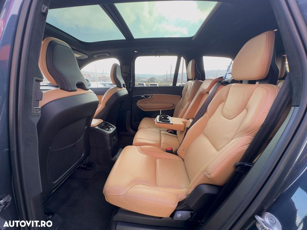 VOLVO XC90 2022 — imagine 18
