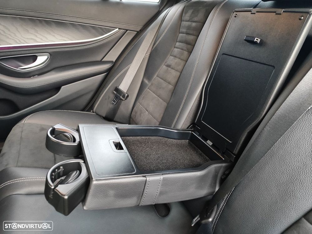 Mercedes-Benz E 300 de AMG Line - 32