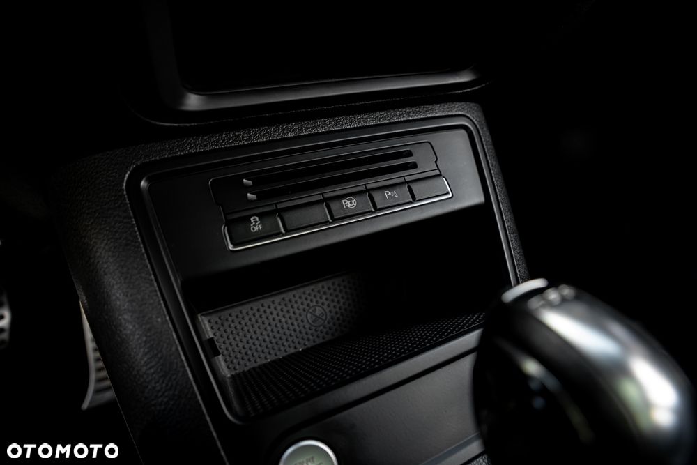 Volkswagen Tiguan 2.0 TSI 4Mot R-Style DSG - 36