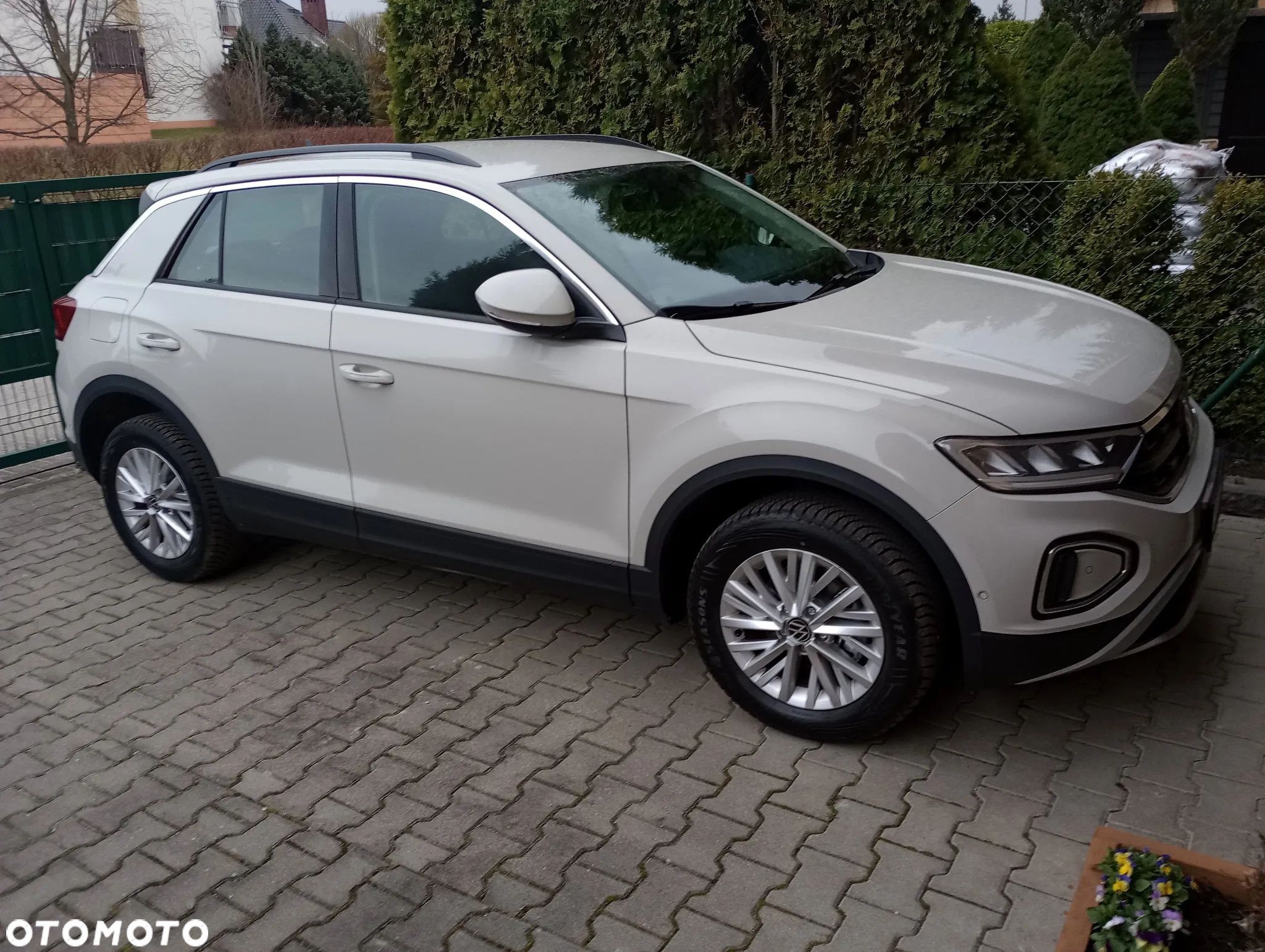 Volkswagen T-Roc 1.0 TSI Life - 1