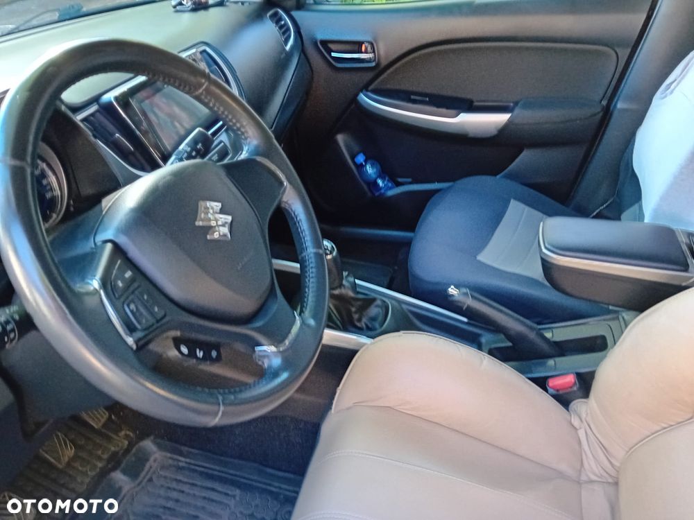 Suzuki Baleno 1.2 Premium - 17
