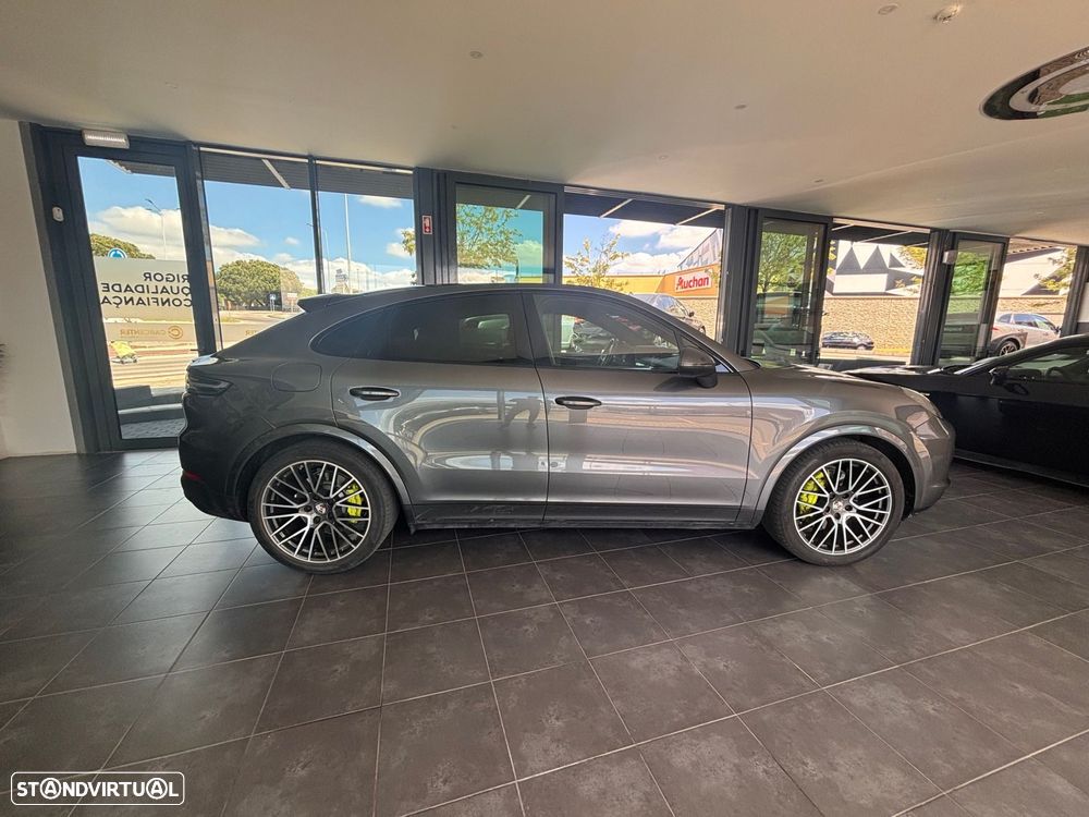 Porsche Cayenne Coupé - 16