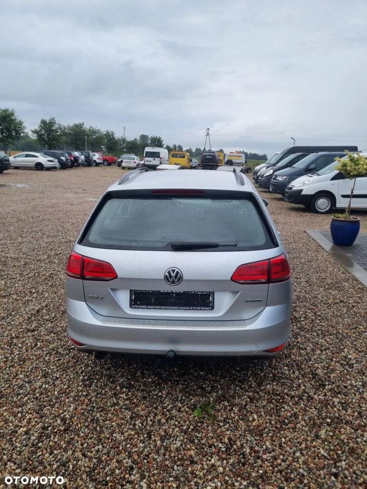 Volkswagen Golf - 4