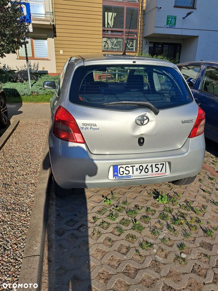 Toyota Yaris - 5