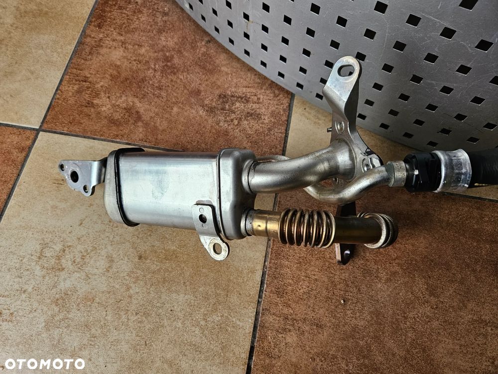 CHŁODNICA CHŁODNICZKA SPALIN EGR  RENAULT KANGOO II III LIFT 1.5 DCI 147357082R oryginał super stan - 3