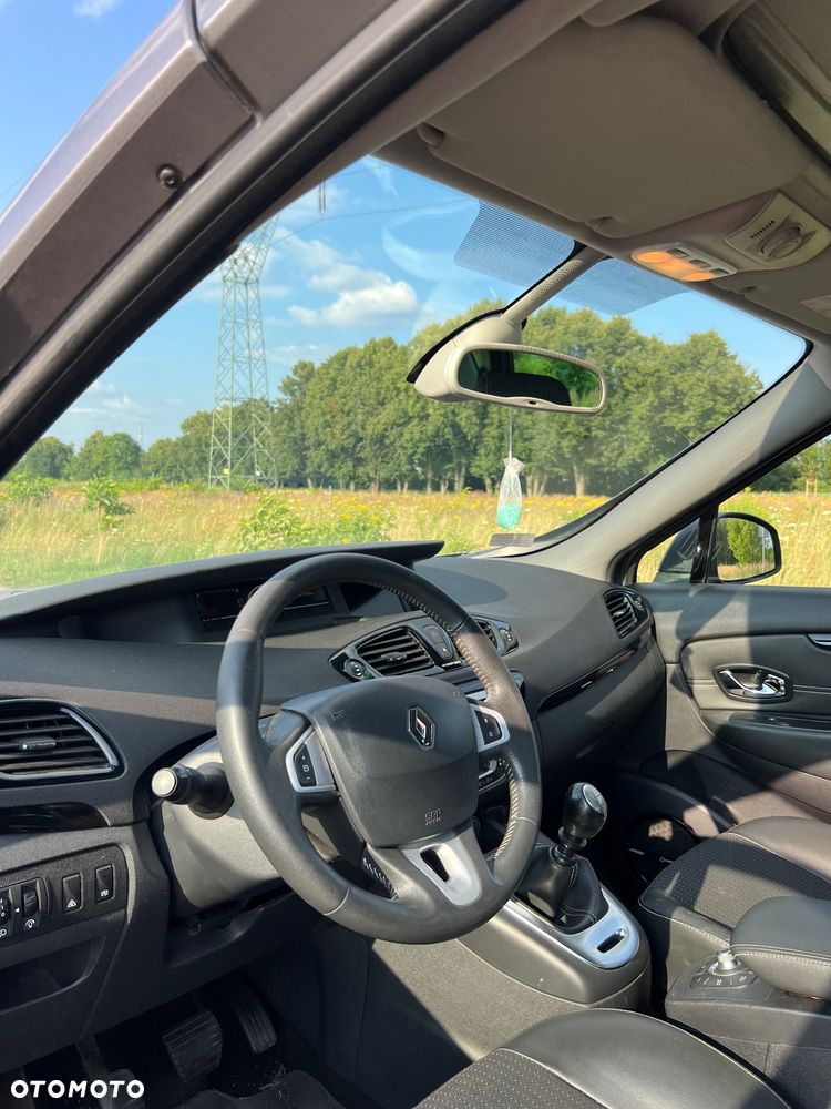 Renault Scenic - 13
