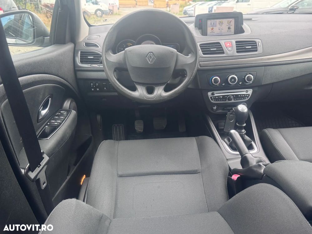 Renault Megane 1.5 dCi Dynamique - 7