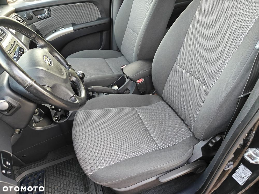 Kia Sportage 2.0 LX - 13