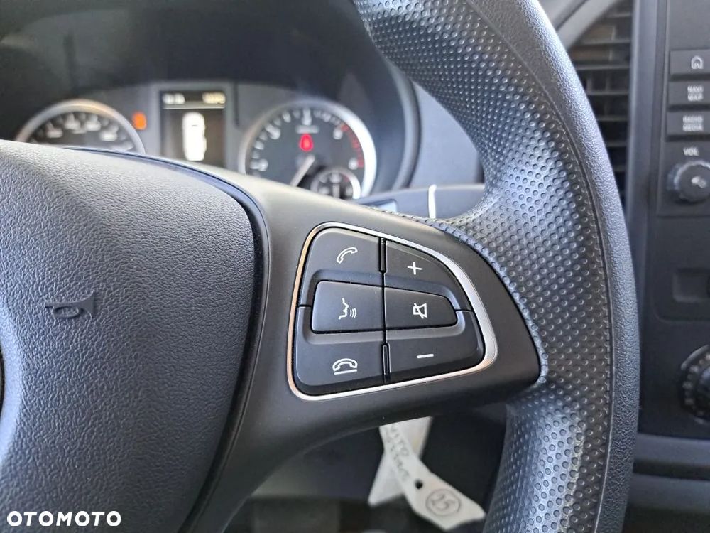 Mercedes-Benz VITO TOURER - 21