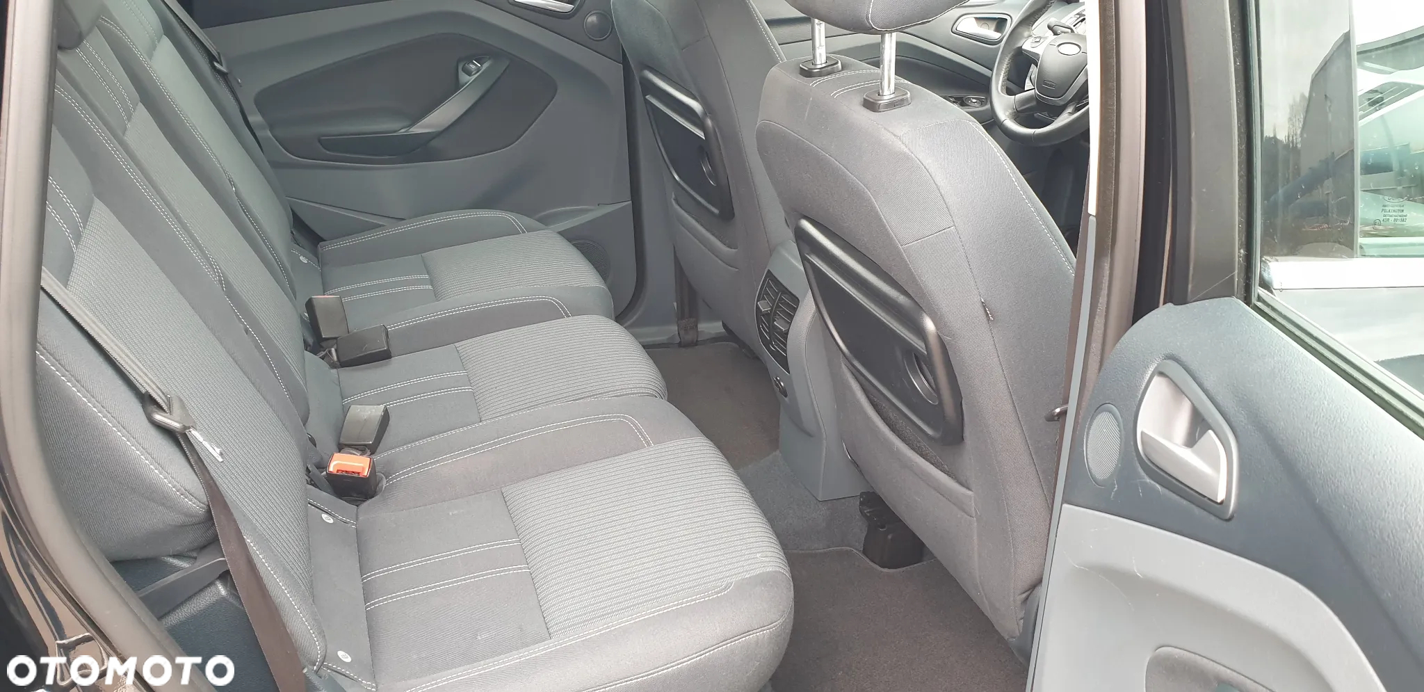 Ford C-MAX 2.0 TDCi Titanium - 23