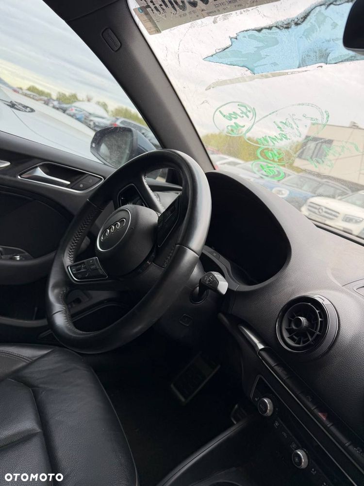 Audi A3 Sportback - 12