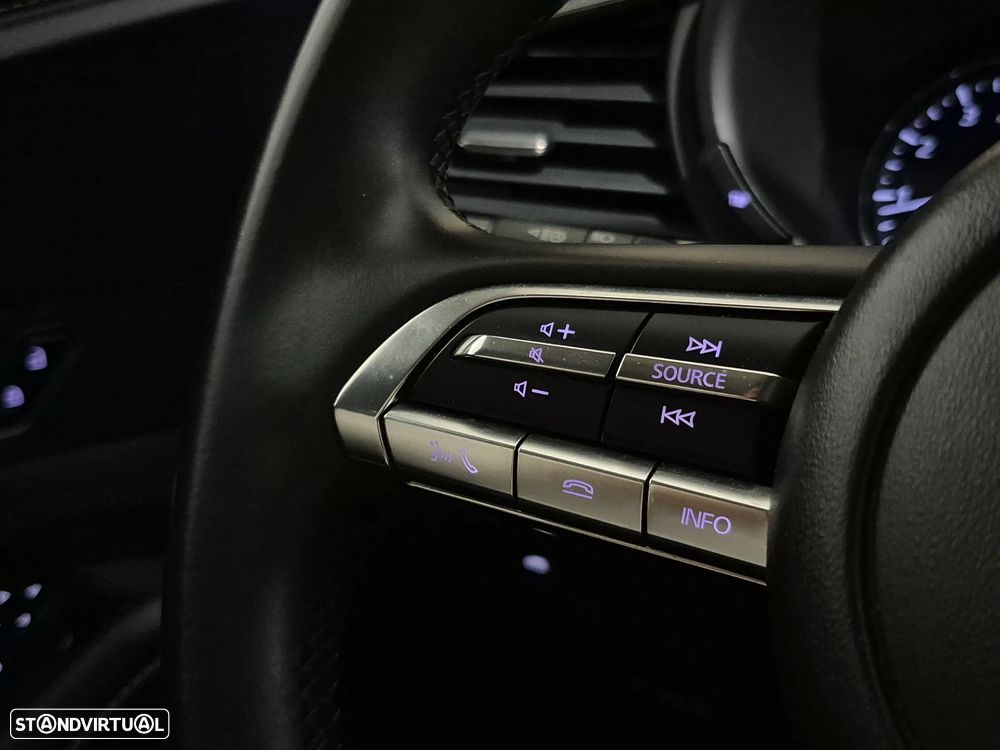 Mazda CX-30 2.0 Sky-G Excellence - 28
